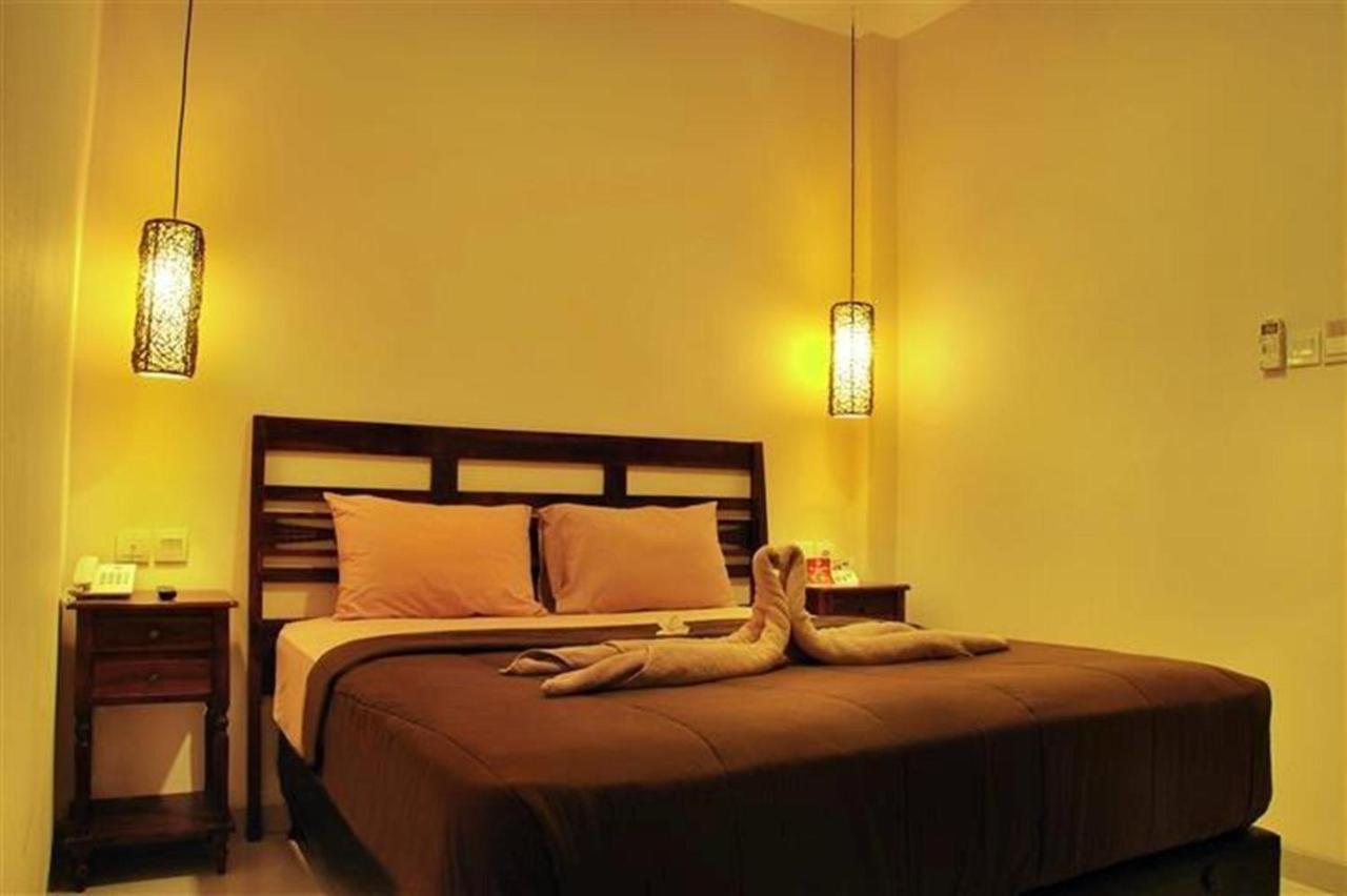 Coco De Heaven House Hotel Jimbaran  Exterior photo