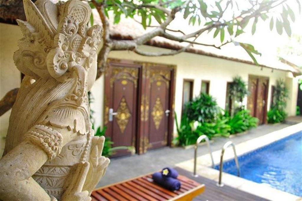 Coco De Heaven House Hotel Jimbaran  Exterior photo